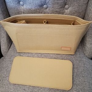 Large Beige Doxo Felt Bag Organizer
